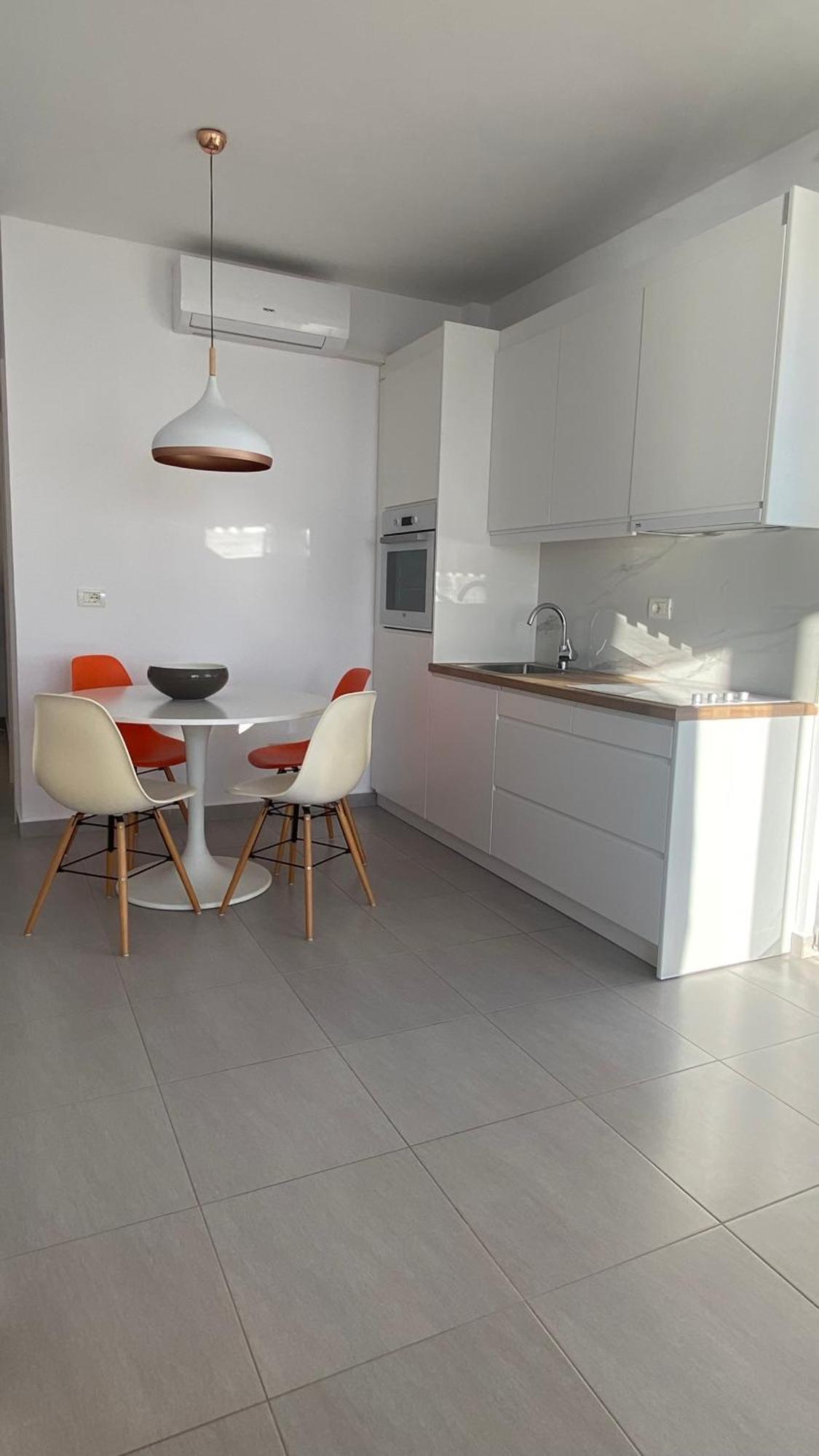 סרנדה Loli Apartment Luxury White Residence מראה חיצוני תמונה