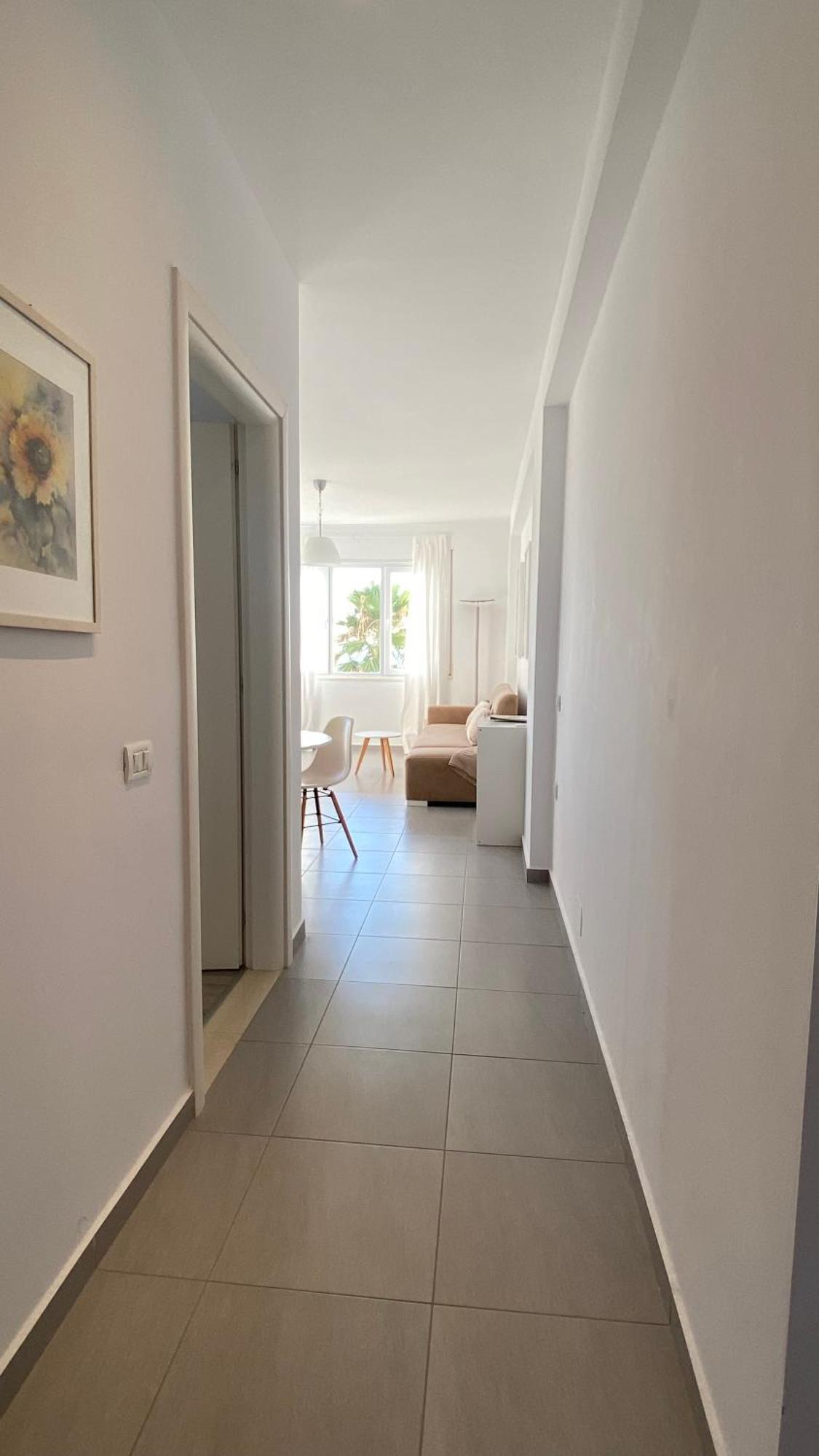 סרנדה Loli Apartment Luxury White Residence מראה חיצוני תמונה